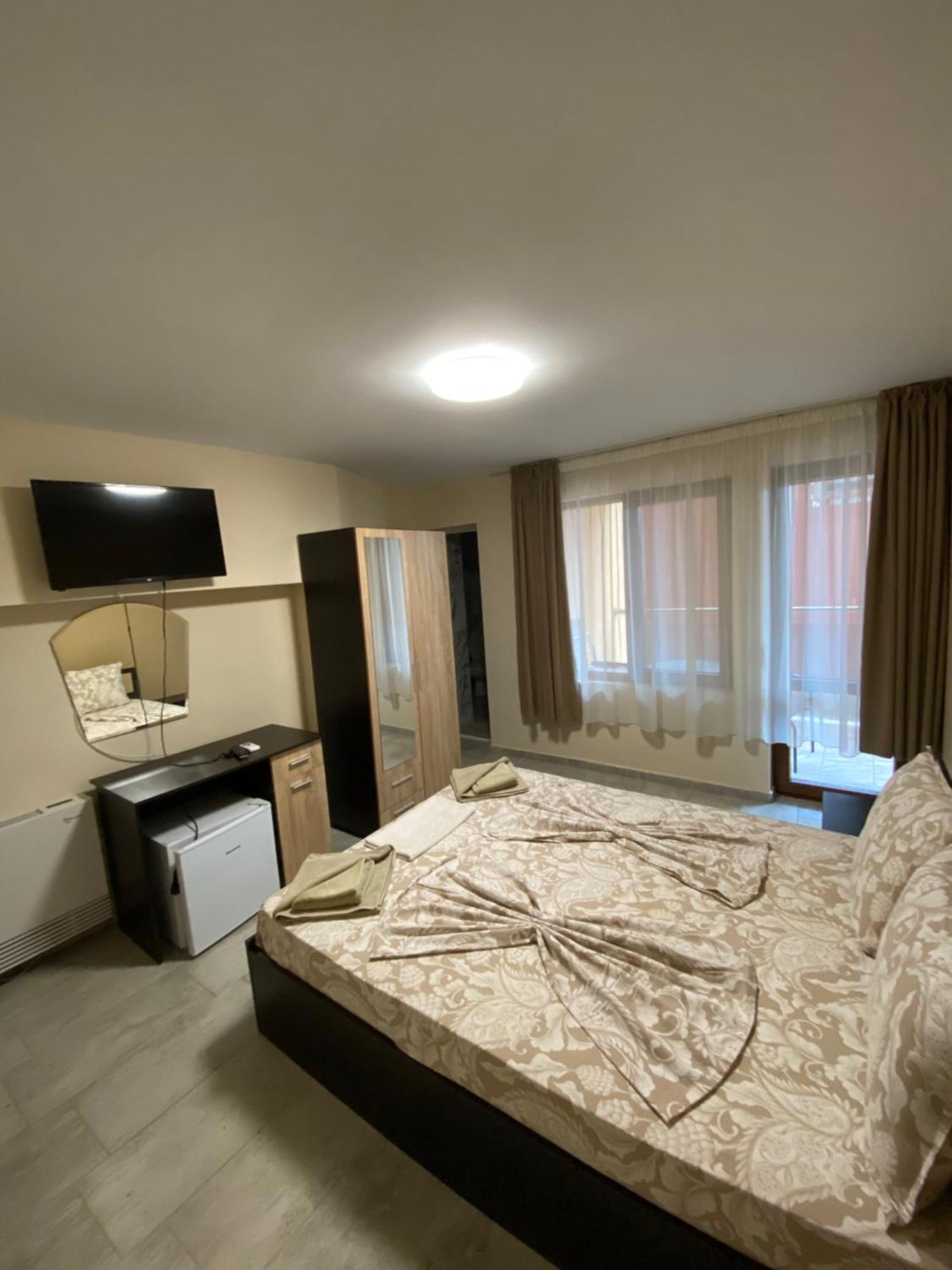 Guest Rooms Wild Duck Ezerets Luaran gambar